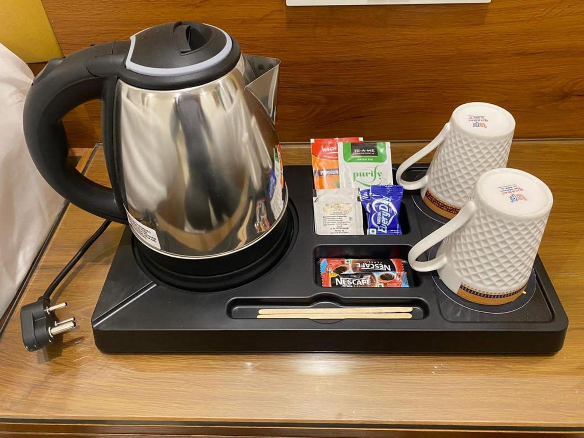 Hotel Eleven Heights 博帕尔 外观 照片