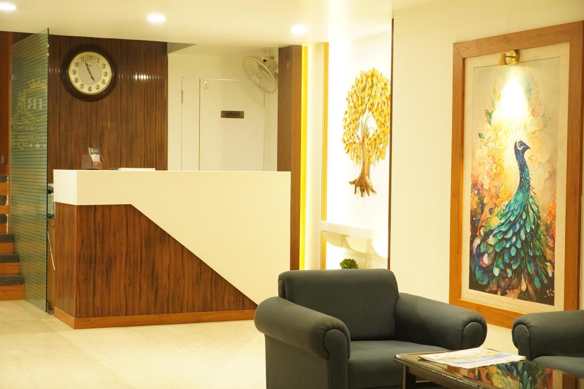 Hotel Eleven Heights 博帕尔 外观 照片